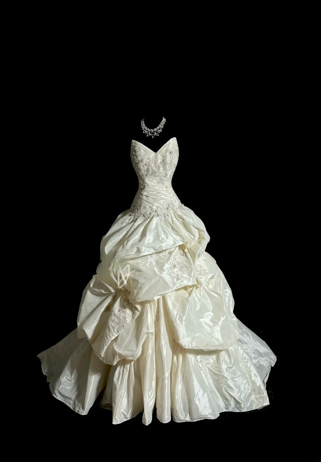 Vintage Ballkleid 70er Sweetheart Tüll Elfenbein mit Perlen Hofschleppe Prinzessin Brautkleider Hochzeitskleider MP487