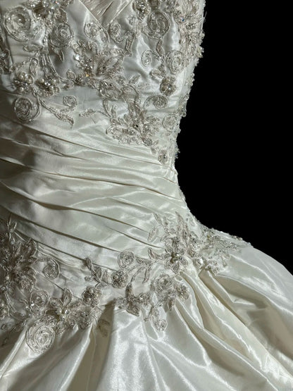 Vintage Ballkleid 70er Sweetheart Tüll Elfenbein mit Perlen Hofschleppe Prinzessin Brautkleider Hochzeitskleider MP487