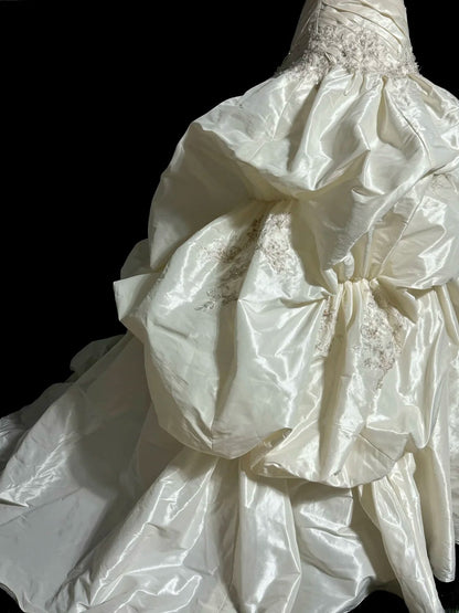 Vintage Ballkleid 70er Sweetheart Tüll Elfenbein mit Perlen Hofschleppe Prinzessin Brautkleider Hochzeitskleider MP487