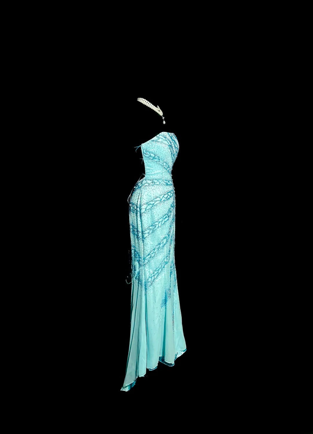 Bescheidene Meerjungfrau Trägerlos Blau mit plissierten Perlen ärmellose Ballkleider Lange Abendkleid Abschlusskleid MP495