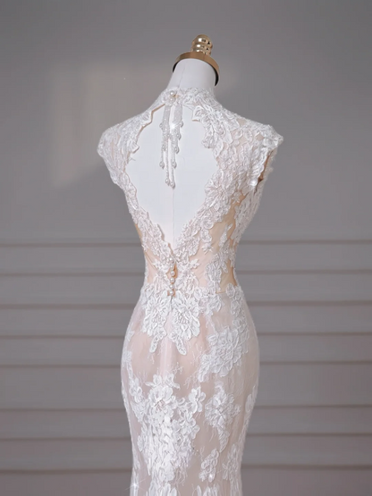Zeitlose Meerjungfrau Hochgeschlossene Rückenausschnitt Brautkleider mit Flügelärmeln aus Spitze im Boho-Stil MP001
