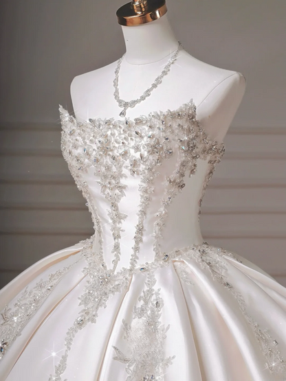 Timeless Ball Gown Strapless Ivory Satin Lace Tulle With Appliques Princess Wedding Dresses MP004