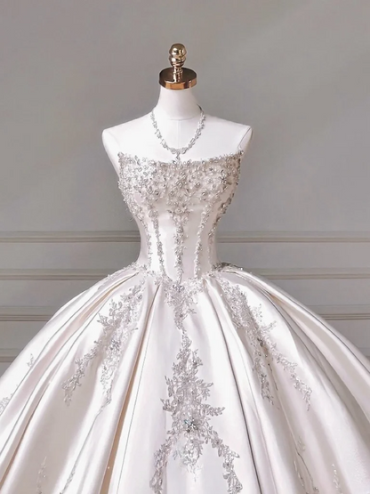 Timeless Ball Gown Strapless Ivory Satin Lace Tulle With Appliques Princess Wedding Dresses MP004