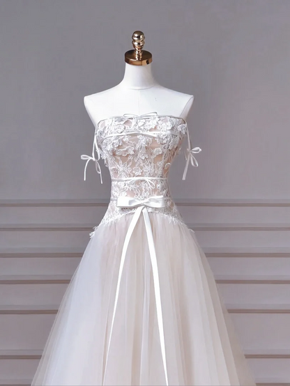 Simple A line Spaghetti Strap White Lace With Bow-knot Bodice Princess Wedding Dresses MP007