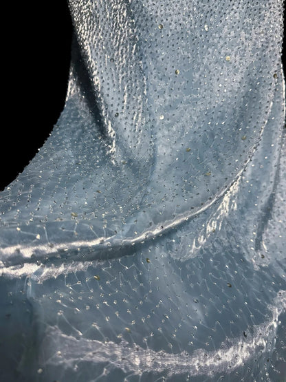 Glitzernde Meerjungfrauen-Neckholder blau mit Perlen rückenfrei ärmellos Maskerade Abschlussballkleider langes Abendkleid Abschlusskleid MP503