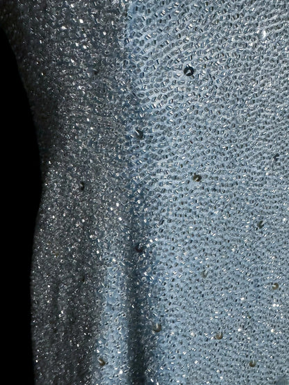 Glitzernde Meerjungfrauen-Neckholder blau mit Perlen rückenfrei ärmellos Maskerade Abschlussballkleider langes Abendkleid Abschlusskleid MP503