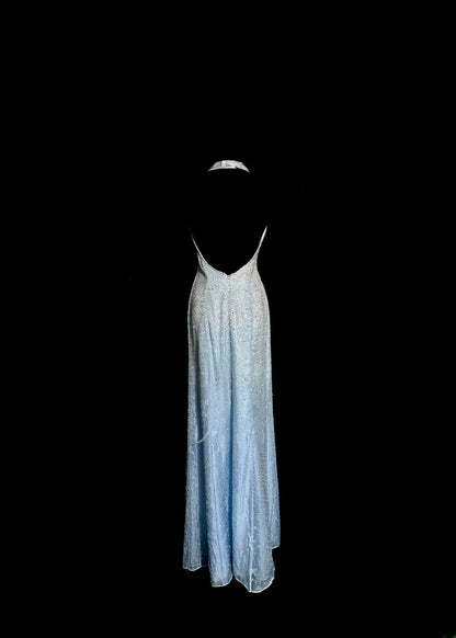 Glitzernde Meerjungfrauen-Neckholder blau mit Perlen rückenfrei ärmellos Maskerade Abschlussballkleider langes Abendkleid Abschlusskleid MP503