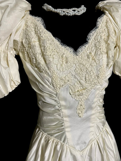 Vintage A-Linie V-Ausschnitt 1960er Elfenbein Spitze Teelänge Prinzessin Brautkleider MP506