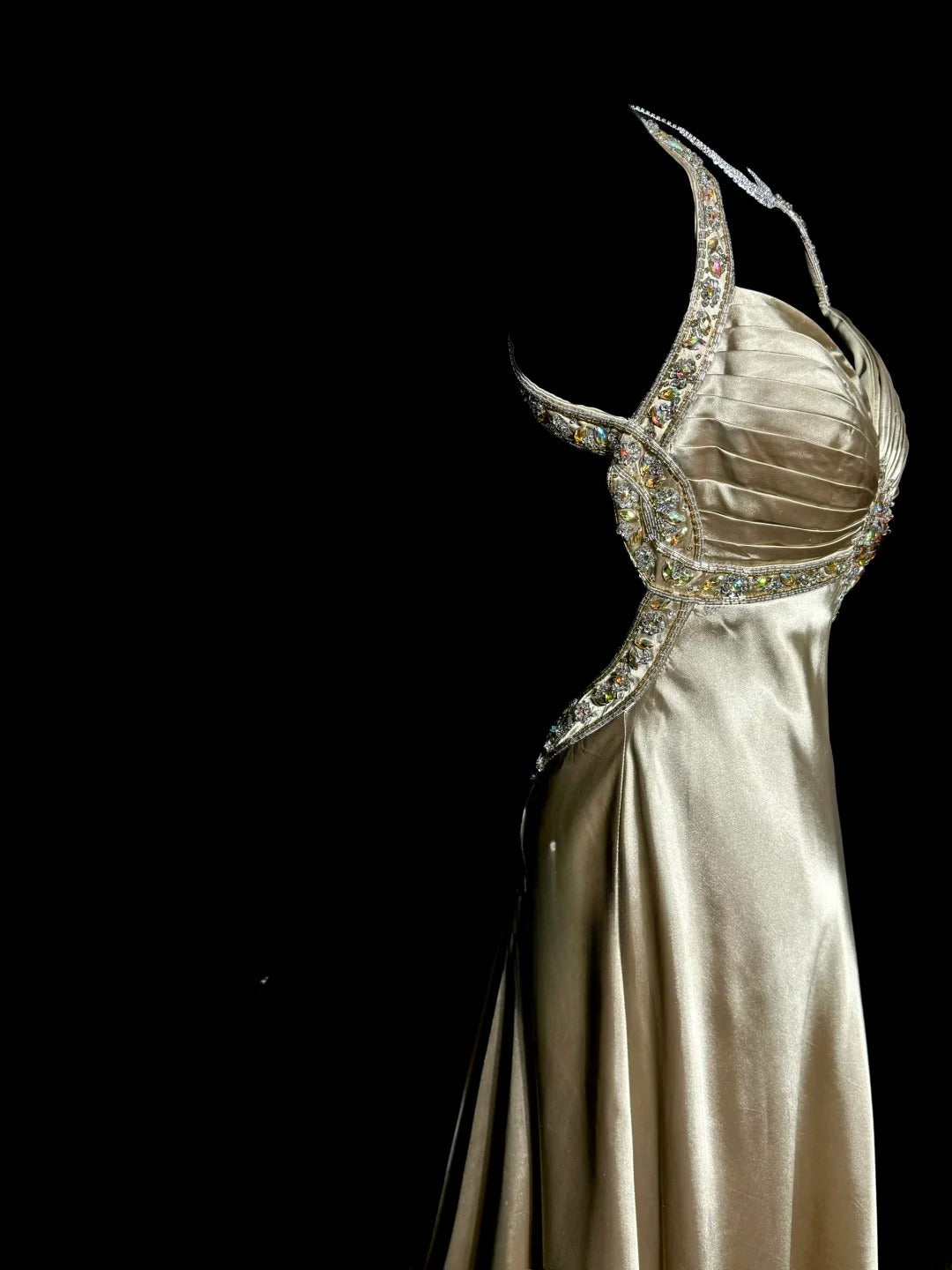 Modest Mermaid Champagne Halter Satin With Beading Backless Prom Dresses Long Formal Dress Graduation Gown MP507