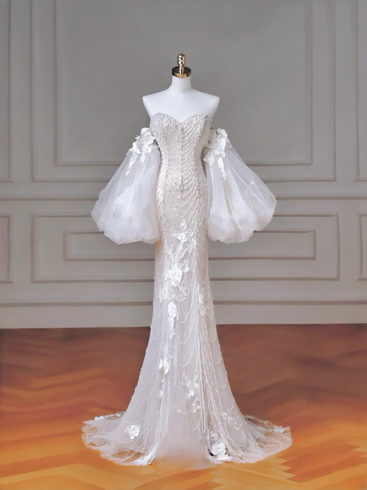 Zeitloses Meerjungfrauen-Herz-Brautkleid aus weißem Tüll mit Applikationen, Perlen und abnehmbaren Ärmeln, Prinzessinnen-Hochzeitskleid MP012