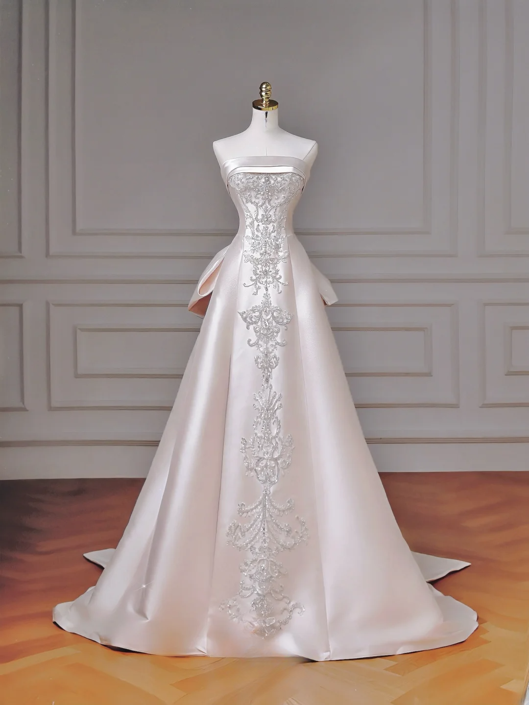Schlichtes Ballkleid Trägerlos Ärmellos Applikationen Spitze mit Perlenbesetztem Oberteil Prinzessin Brautkleider MP014