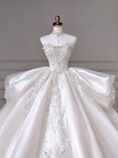 Zeitloses Ballkleid, herzförmiger Ausschnitt, Pailletten, ärmellos mit perlenbesticktem Oberteil, weiße Brautkleider, Prinzessinnen-Hochzeitskleider MP015
