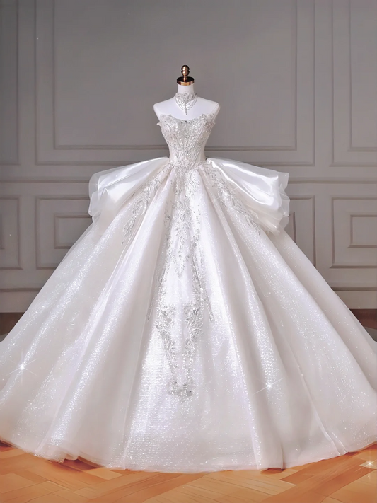 Zeitloses Ballkleid, herzförmiger Ausschnitt, Pailletten, ärmellos mit perlenbesticktem Oberteil, weiße Brautkleider, Prinzessinnen-Hochzeitskleider MP015