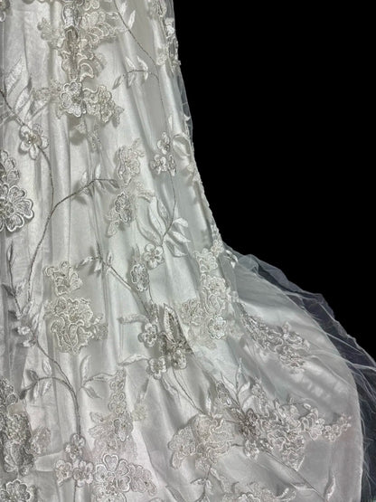 Elegantes Meerjungfrau Brautkleid Elfenbein V-Ausschnitt mit offenem Rücken Garten Prinzessin Hochzeitskleider MP519