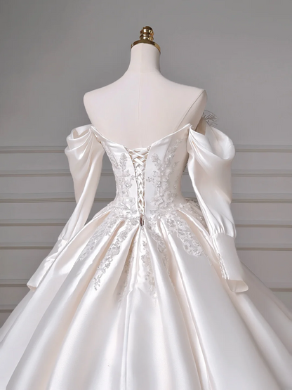 Timeless Ball Gown Sweetheart White Satin Sparkle With Beaded Bodice Appliques Removable Long Sleeves Princess Bridal Gown Wedding Dresses MP016