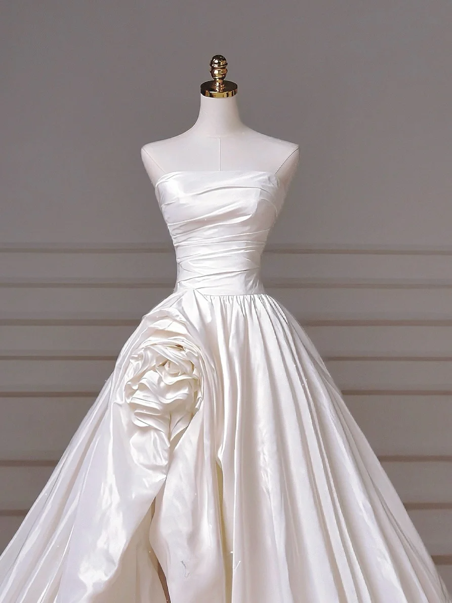 Robe de bal élégante, bustier, satin blanc, asymétrique, avec corsage plissé, robe de mariée princesse, MP019