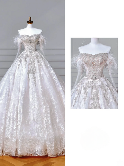 Robe de bal élégante bustier cœur en tulle blanc avec manches longues, corsage en dentelle perlée, robe de mariée de princesse MP031
