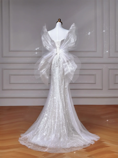 Robes de mariée Princesse de conte de fées Sirène Bustier Blanc avec papillons brodés de cristaux Traîne Balayage Corsage Robes de mariée MP034