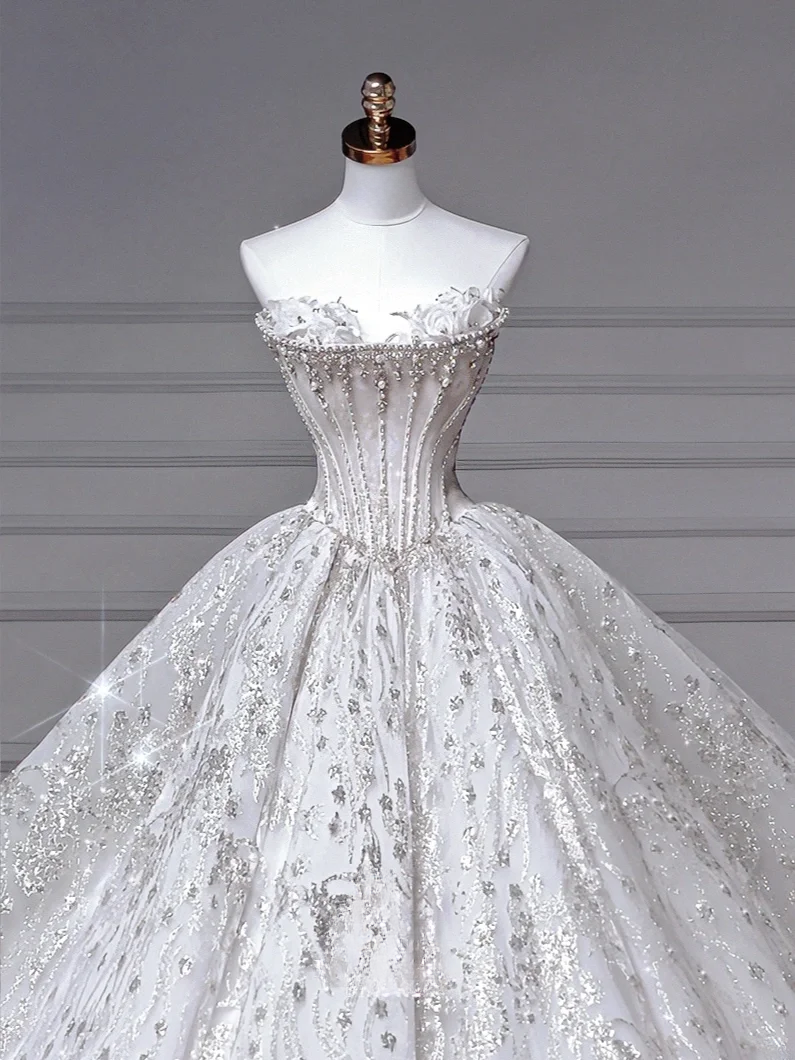 Timeless Ball Gown Sweetheart With Flowers Beaded Crystals Bodice Sweep Train Princess Bridal Gowns Wedding Dresses MP036