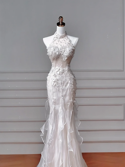 Robes de mariée princesse intemporelles avec col haut en tulle, appliques sans manches, traîne et corsage MP037