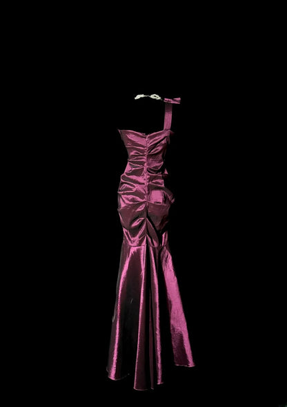 Superbes Robes de Bal Longues de Soirée MP590 en Satin Prune Épaule Dénudée Sirène avec Volants