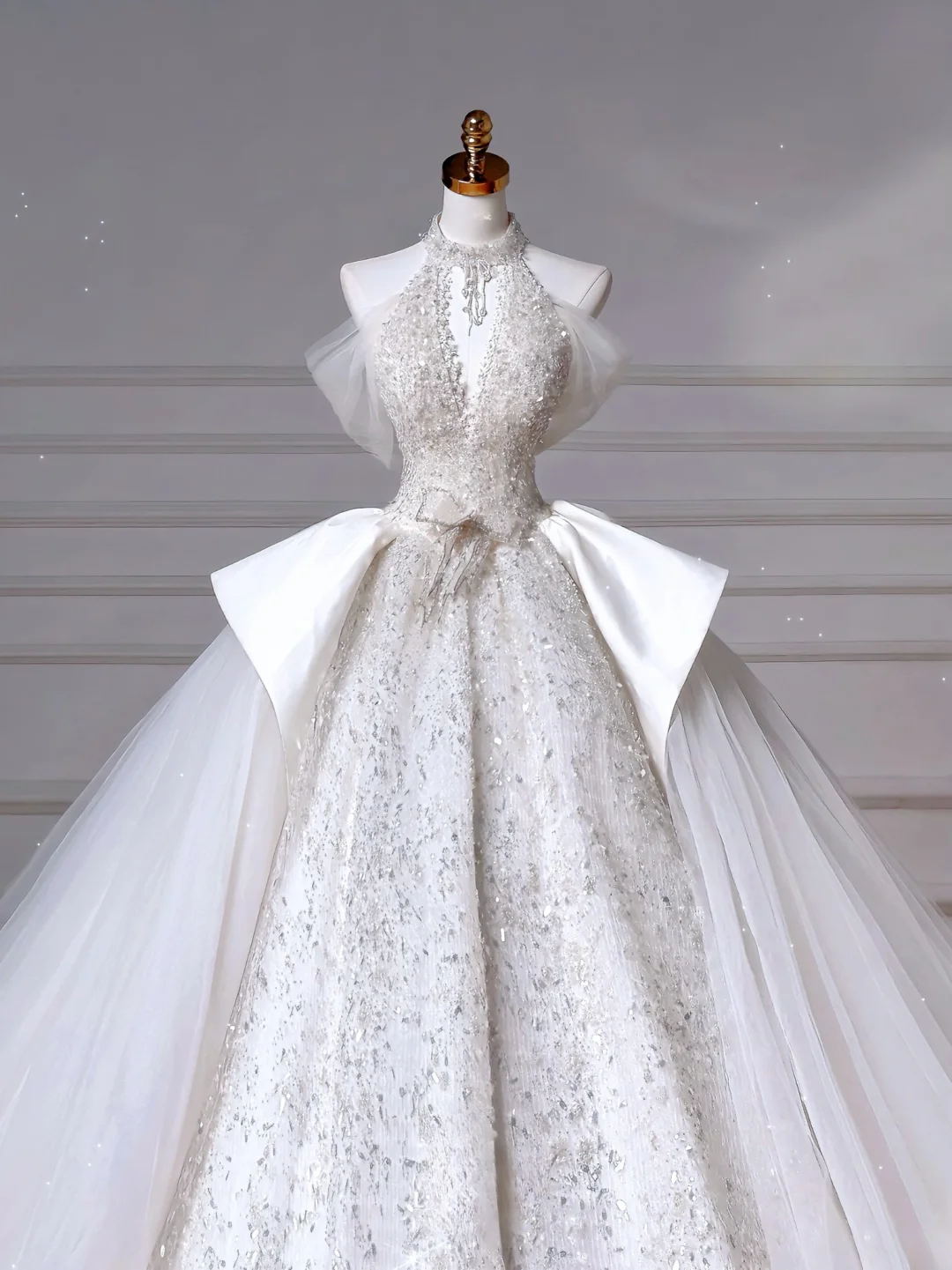 Wedding Dresses Fairytale Princesses Ball Gown High Neck Sequins White With Beads Sweep Train Bodice Bridal Gowns Wedding Dresses MP045