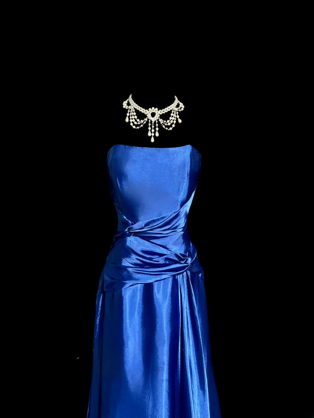 Elegantes Meerjungfrauen-Abendkleid Trägerlos Königsblau mit Falten Ärmellos Bodenlang MP641