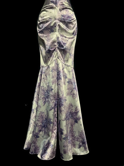Élégante Robe de Bal Longue Sirène Coeur en Satin Fleuri Plissé Sans Manches MP644