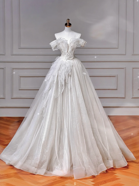 Charmantes Ballkleid, schulterfrei, silbergrauer Tüll, drapiert, lang für Abschlussballkleider 2026 MP056