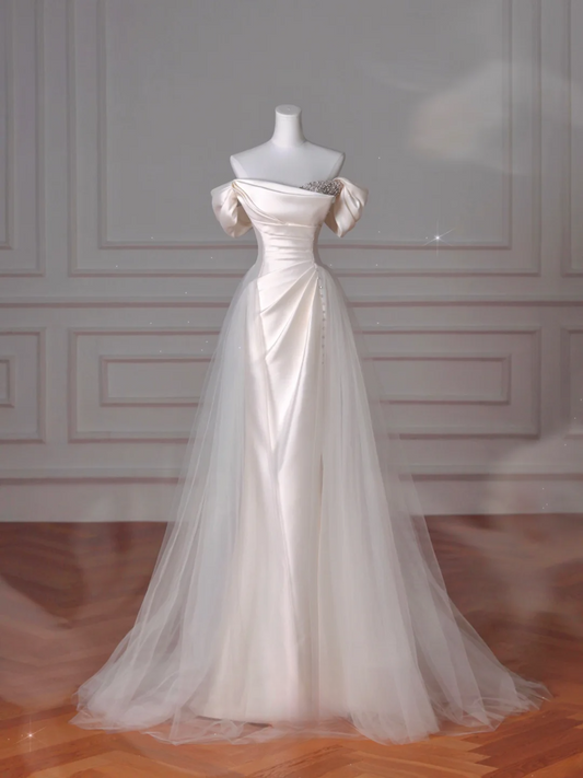 Robes de mariée princesse sirène simples à épaules dénudées avec corsage orné de perles à manches courtes et traîne balayante MP058