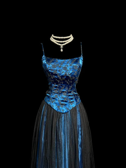 Élégante Robe de Bal Longue Bleu Royal Coupe Droite à Fines Bretelles Brodée Sans Manches MP646