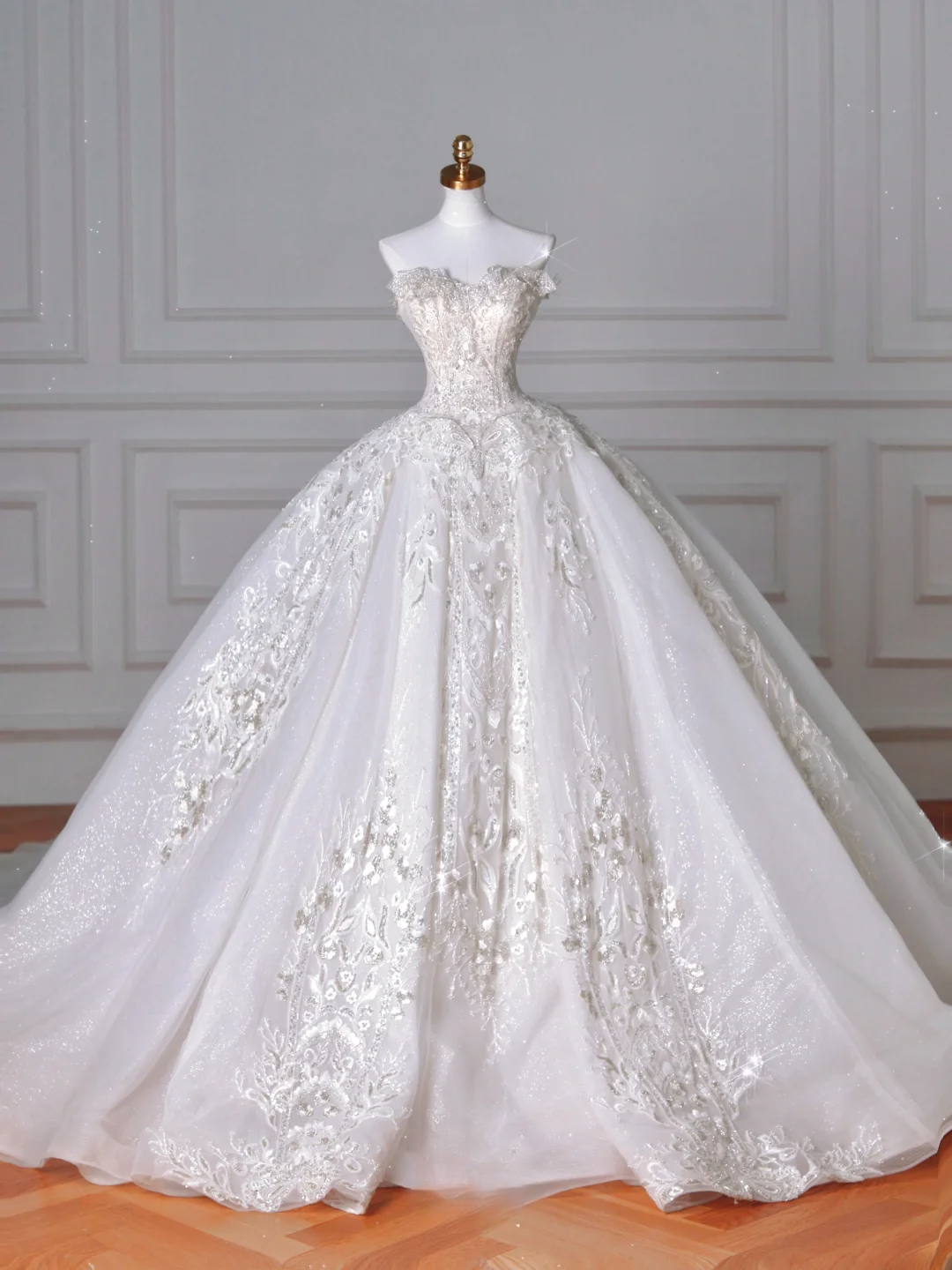 Wedding Dresses Fairytale Princesses Ball Gown Strapless Appliques Tulle With Sleeves Sweep Train Bridal Gown Wedding Dresses MP060