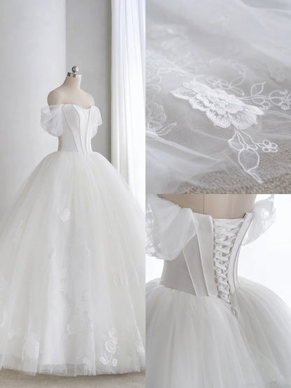 Elegantes Ballkleid schulterfrei aus weißem Tüll mit Flügelärmeln Prinzessinnen-Brautkleid lange Hochzeitskleider MP262