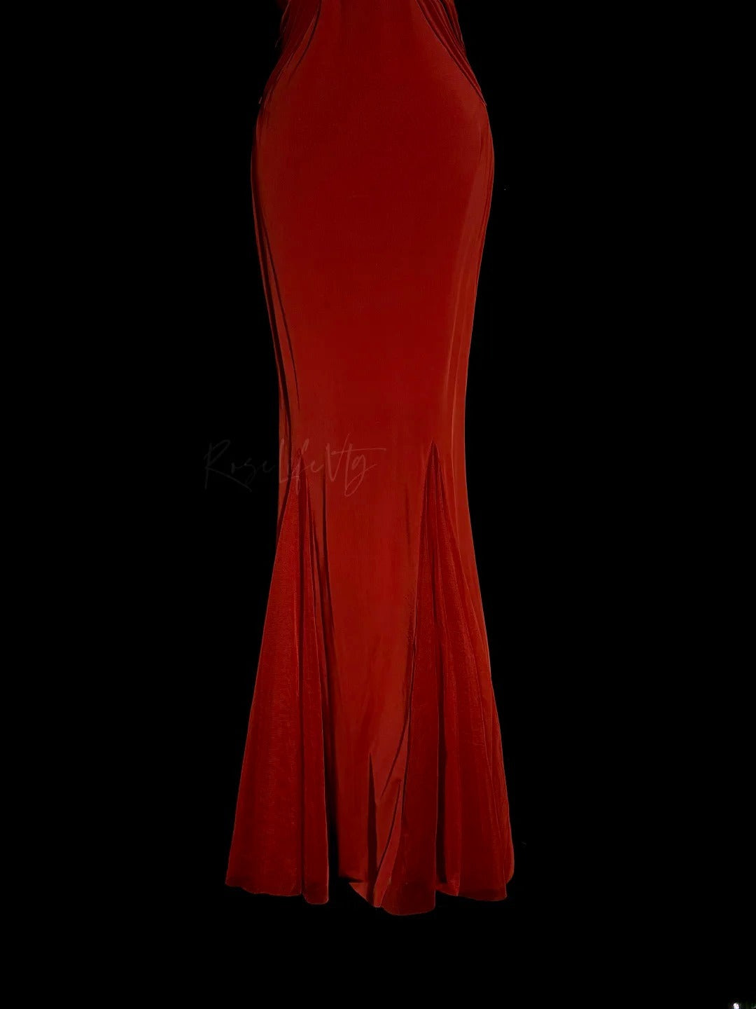 Elegantes Meerjungfrauen-Abendkleid mit Neckholder, V-Ausschnitt, rückenfrei, Rot, mit plissiertem Rock, MP656
