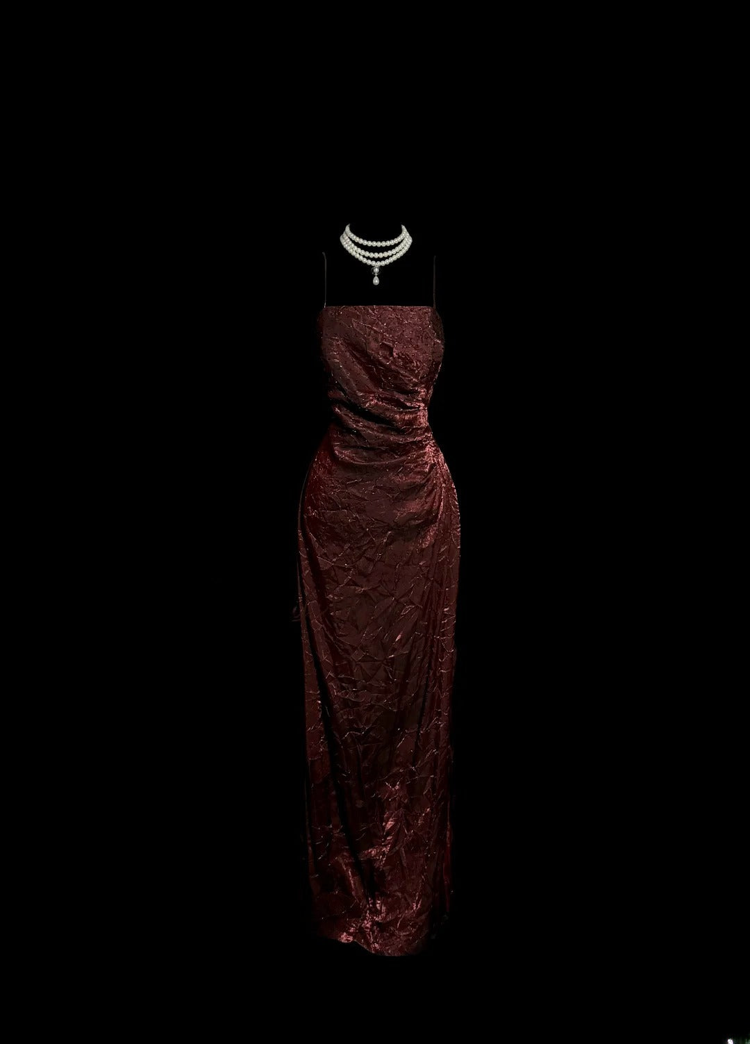 Glamouröses Etui-Spaghettiträger-Burgunder-Spitzenkleid mit perlenbesetztem ärmellosem langem Ballkleid MP657
