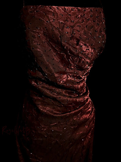 Glamouröses Etui-Spaghettiträger-Burgunder-Spitzenkleid mit perlenbesetztem ärmellosem langem Ballkleid MP657