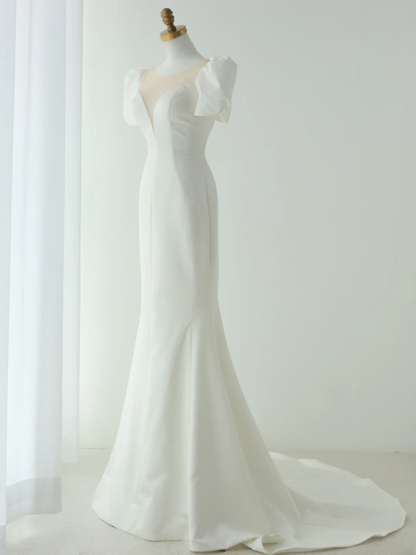Robes de mariée princesse simples en satin longueur ras du sol à col dégagé sirène MP068
