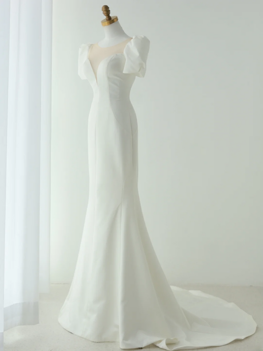 Robes de mariée princesse simples en satin longueur ras du sol à col dégagé sirène MP068