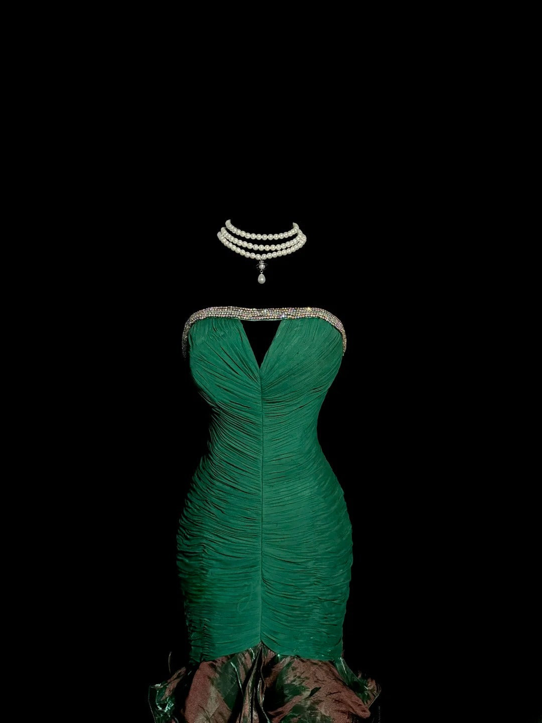 Unique & Trendy Mermaid Strapless Green With Ruched Ruffled Long Y2K Evening Outfits Dress Fashion Prom Dresses Inspiration MP1172