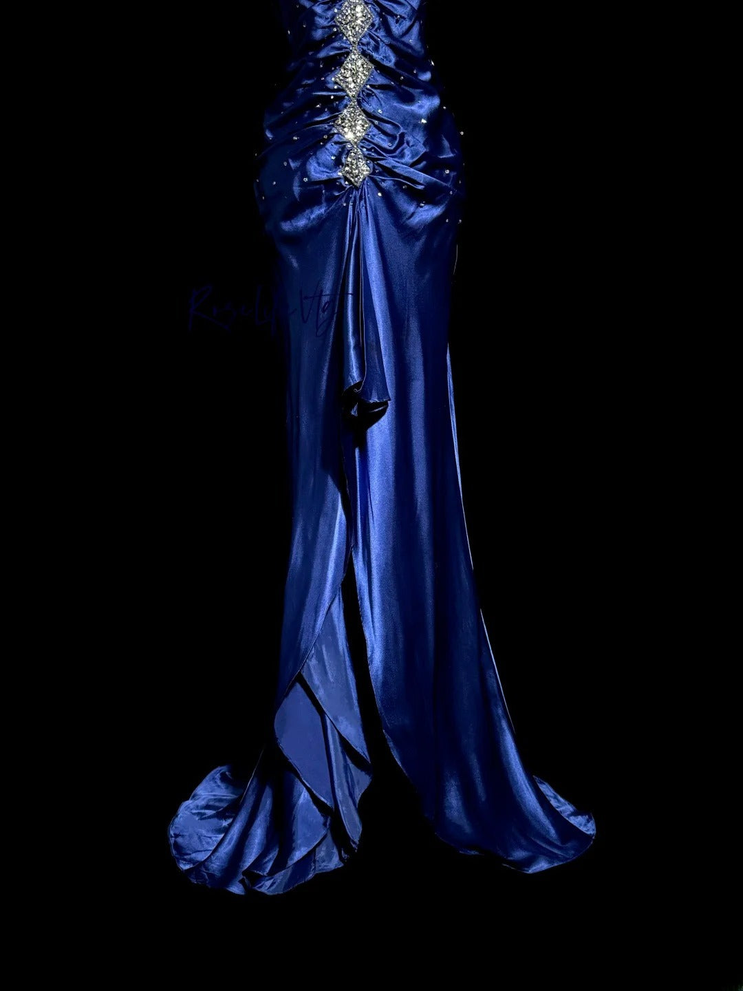 Vintage Meerjungfrau Spaghettiträger Königsblau mit geraffter Perlenstickerei Lange Y2K Abendgarderobe Kleid Mode Ballkleider Inspiration MP1173