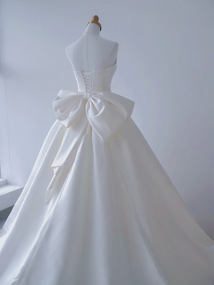 Robe de bal classique en satin blanc bustier avec traîne courte et nœud papillon robes de mariée de princesse MP072