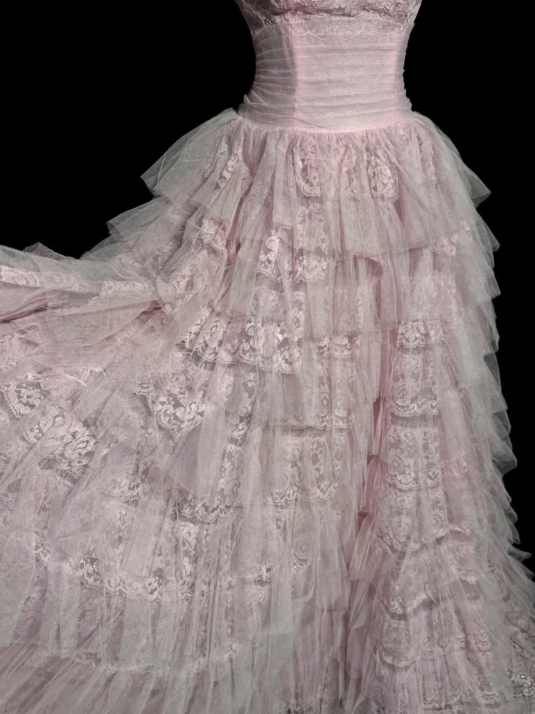 Robe de Bal Vintage sans Bretelles Thème Rétro pour Bal de Promo avec Volants Robe de Soirée Longue Années 2000 Inspiration Robes de Bal Tendance MP1181