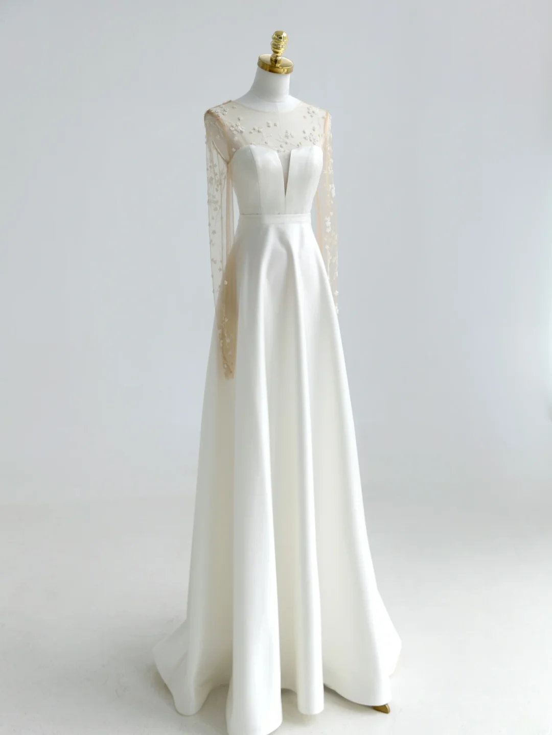 Dream A Line Scoop Lange Ärmel Elfenbein mit Applikationen Hofschleppe Prinzessin Brautkleider Hochzeitskleider MP080