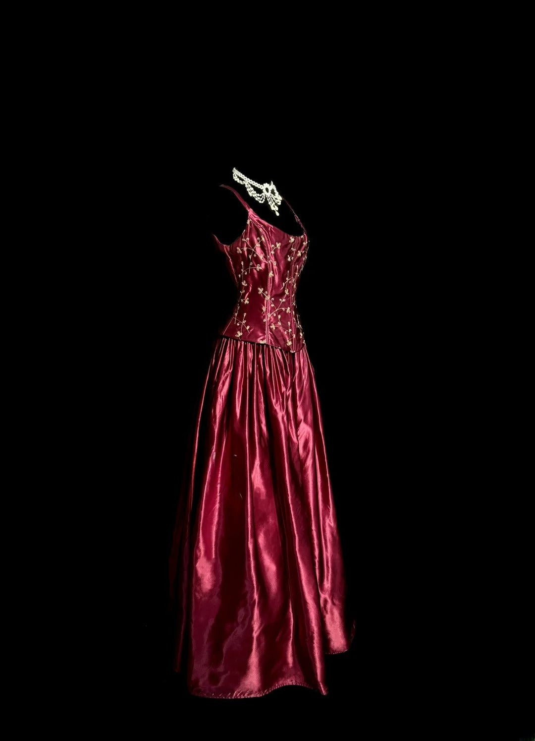 Vintage A-Linie Träger Rot mit besticktem Satin Retro Motto Prom Outfits 90er Y2K Abendkleid Lange Abschlussballkleider MP1189
