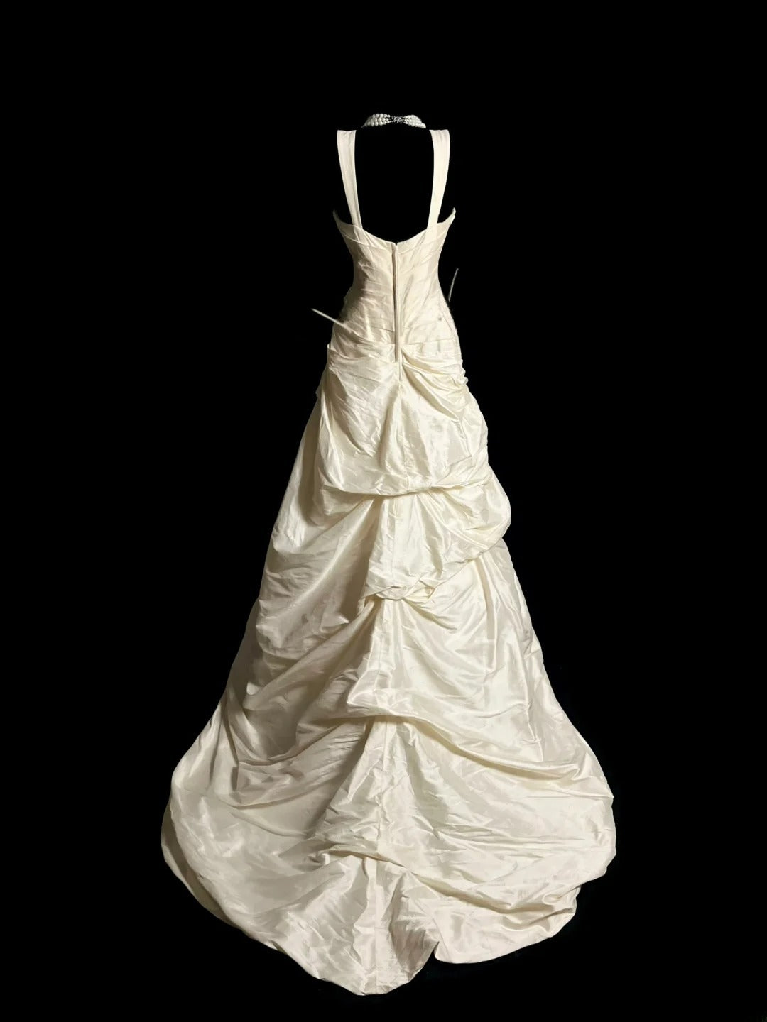 Vintage Ball Gown 70s Sweetheart Taffeta Ivory With Ruffled Court Train Princess Bridal Gowns Wedding Dresses MP1429