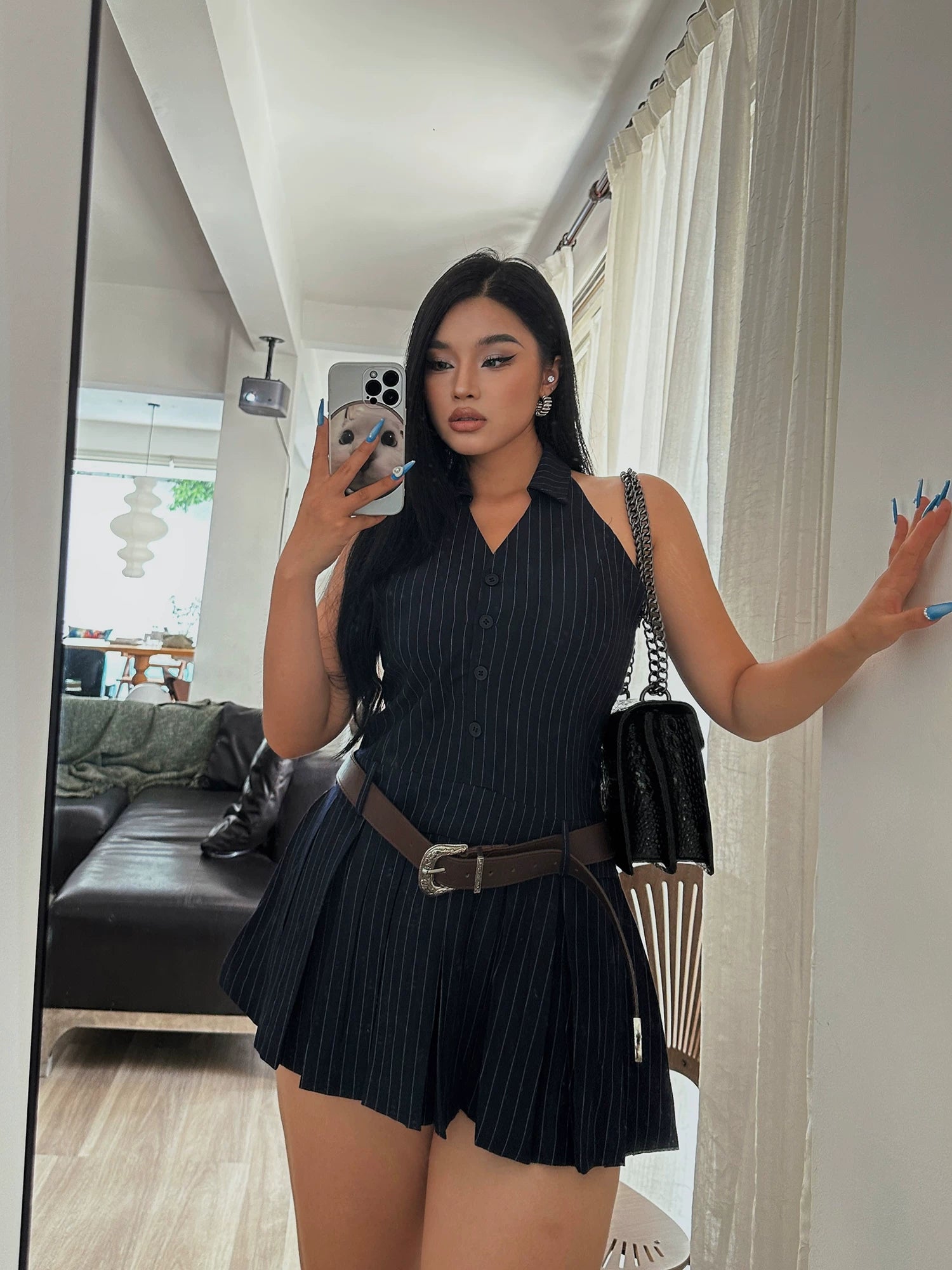 Sexy and alluring hot girl dress new summer style plus size sleeveless waist-cinching backless pleated short dress for beach vacation MP085