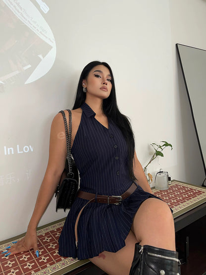 Robe d'été sexy et séduisante pour grande taille, sans manches, ajustée à la taille, dos nu, plissée et courte pour les vacances à la plage MP085