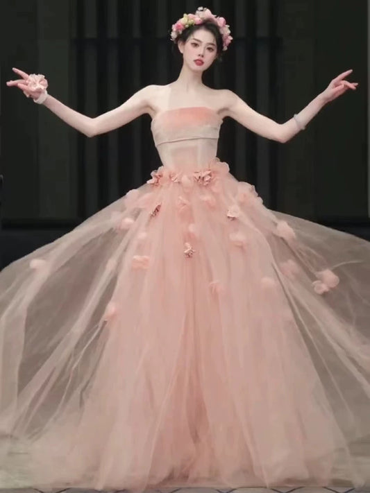 Süße, lange, gestufte Quinceañera-Kleider Ballkleid Trägerlos Rosa Mit gestuften Rüschen Quince Kleid MP161