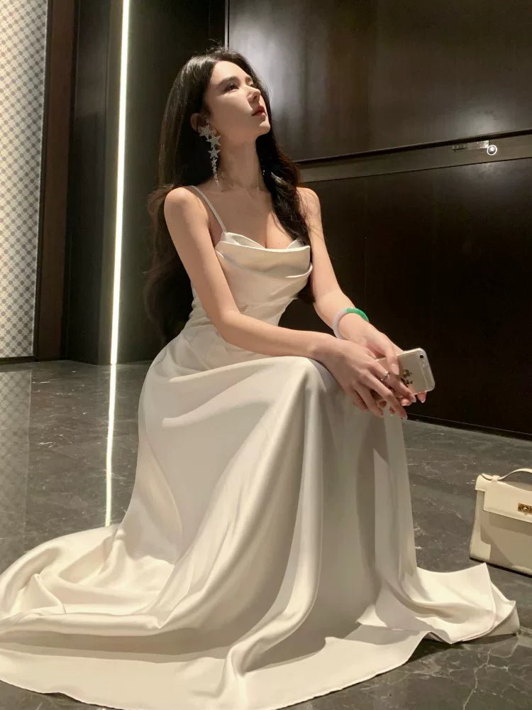Sexy A-Linien Spaghettiträger Elfenbein Satin Ballkleid für Damen Partykleider Lange Nacht Geburtstag Abend Outfits MP198