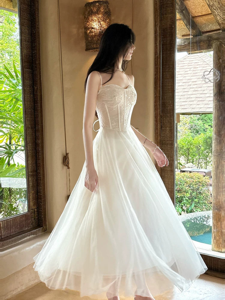 Vintage A Line Spaghetti Strap Tulle Lace 18th Birthday Gown For Women Party Dresses Holiday Beach Outfits MP217